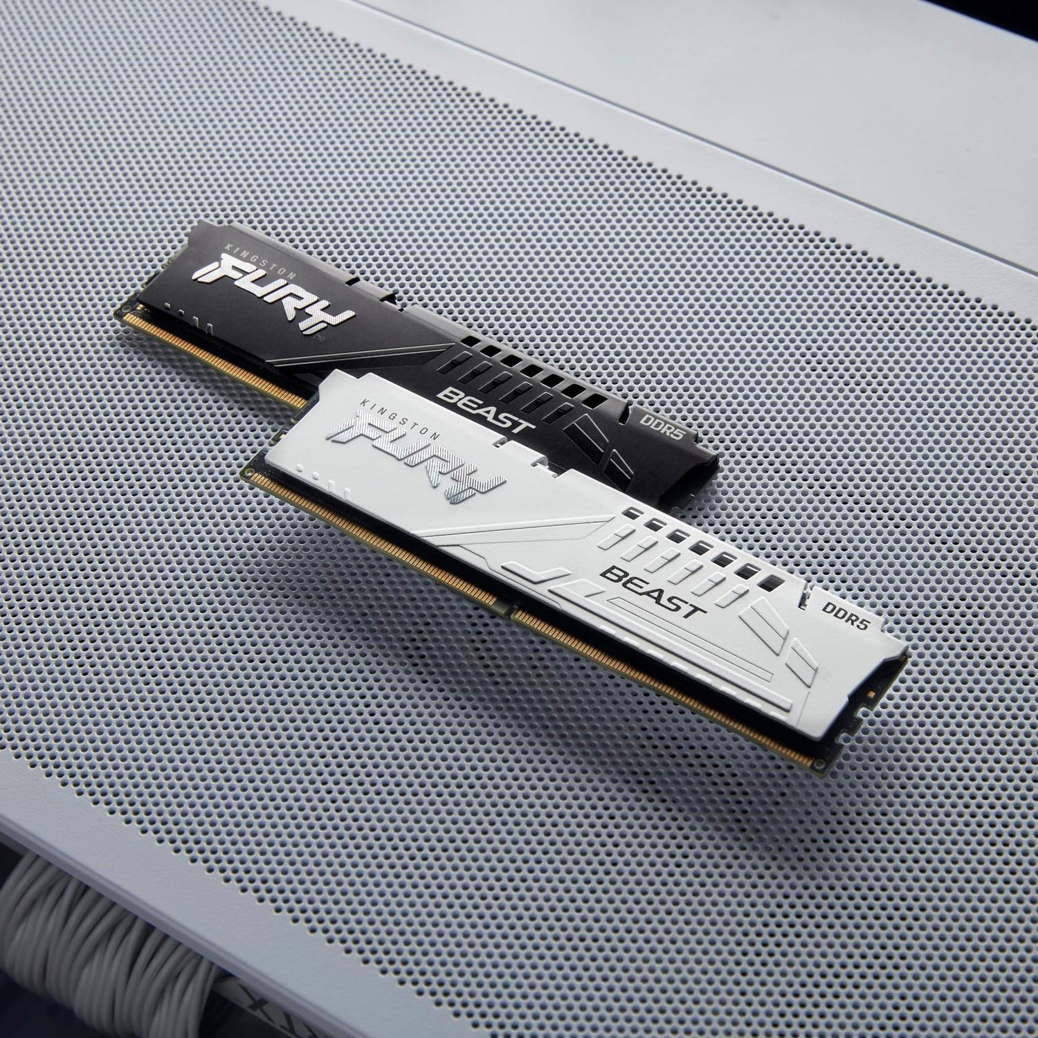 Память оперативная Kingston FURY Beast KF560C36BWE-32